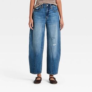 Women's High-Rise Easy Barrel Jeans - Universal Thread Medium Wash 16